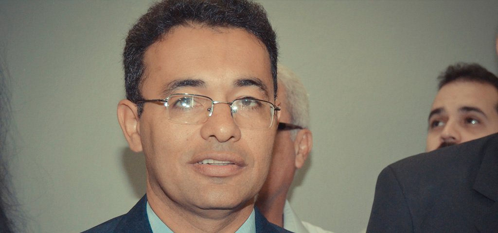 Prefeito de Itamaraju é multado por não prestar conta ao TCM