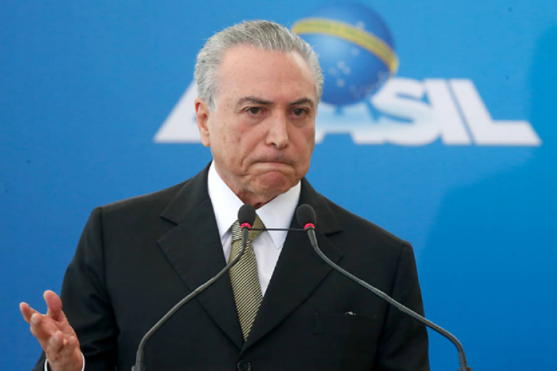 Salário de servidor será congelado, e governo prevê poupar R$ 9,8 bilhões