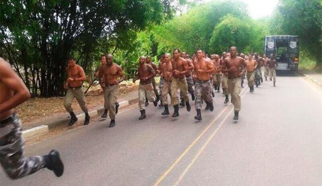Três policiais passam mal durante exame da PM. Um militar veio a óbito