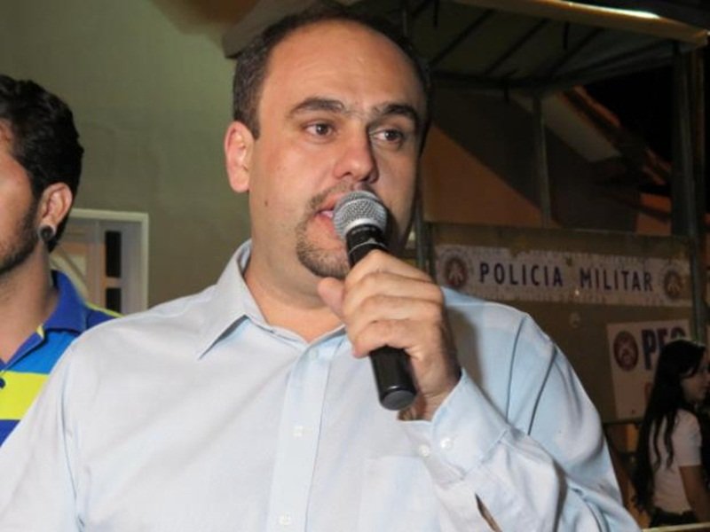 Lajedão: Prefeito é denunciado pelo MP a Justiça Criminal por fraude em dispensa de licitação