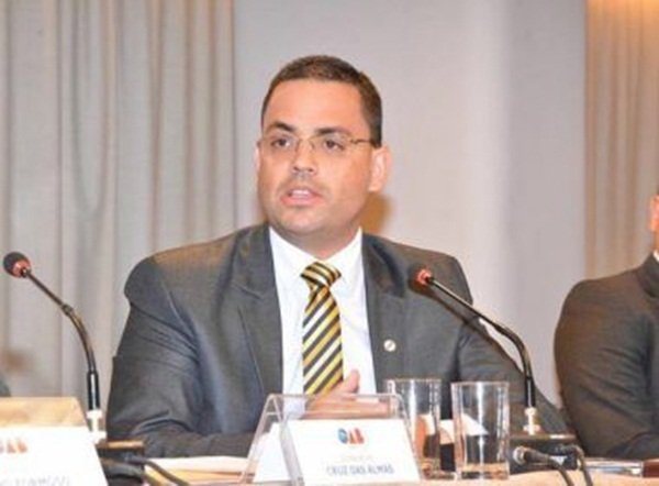 Eunápolis: OAB cobra do TJ-BA criação de Vara da Infância e Juventude