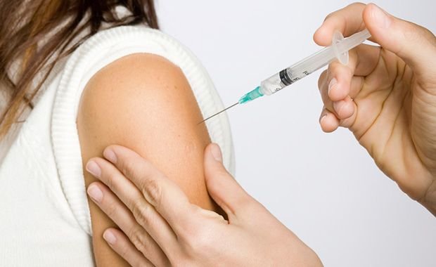 Governo amplia público-alvo de vacinas de HPV para adultos até 26 anos