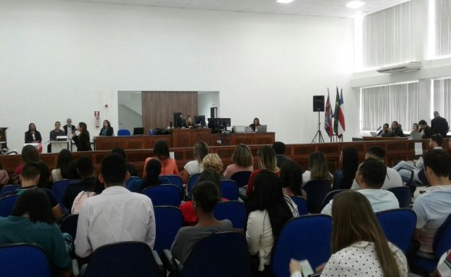 Ex-policial acusado de tentar matar três pessoas vai a júri e é absolvido