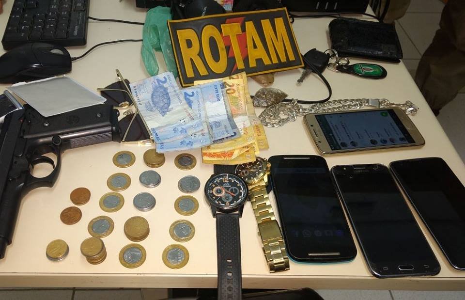 Porto Seguro: Dupla é presa em flagrante sob acusação de roubo no distrito de Vera Cruz