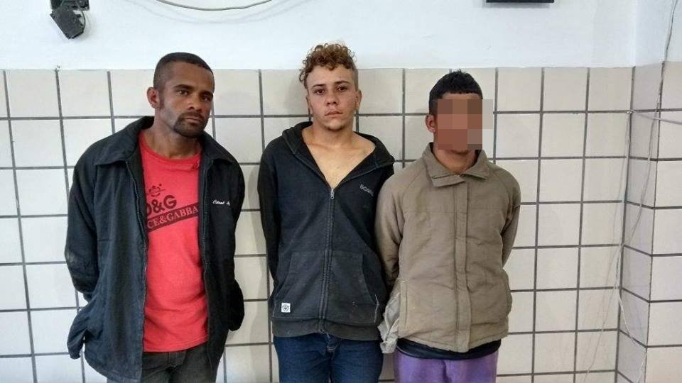 Teixeira de Freitas: Acusados de cometerem assaltos à fazendas são presos pela PM