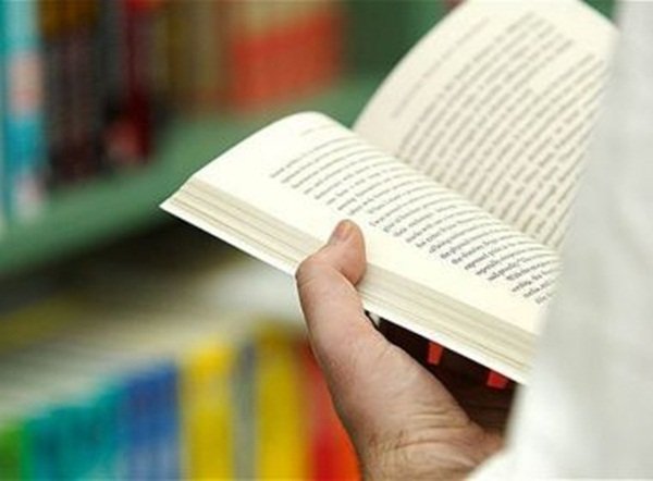 Governo extingue programa que distribuía livros de literatura para escolas públicas