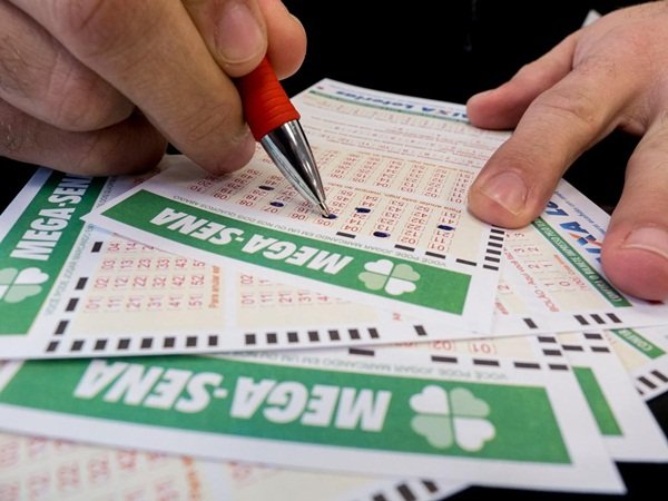 Mega-sena pode pagar prêmio de 50 milhões hoje