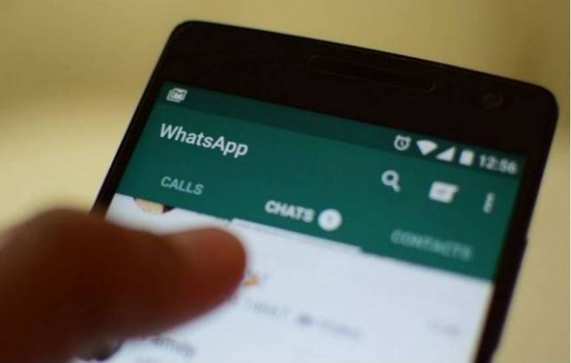 Mensagem de WhatsApp que promete 14º salário é fraude, alerta Caixa