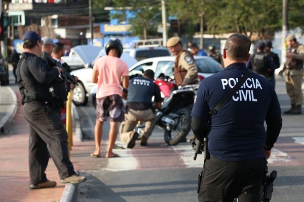 Governo do Estado anuncia pagamento de prêmio para cerca 15 mil policiais