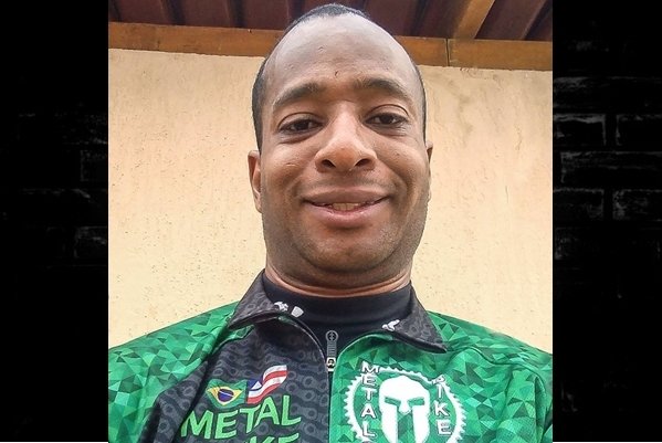 Luto: Publicitário Derick Lira não resiste aos ferimentos e morre no Hospital em Teixeira de Freitas