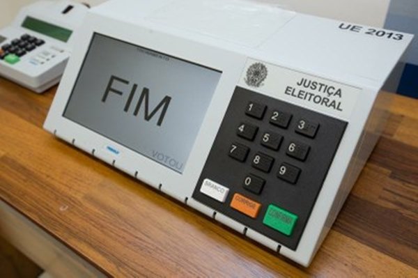 Vice-PGE pede que TSE declare irregular uso de centros assistenciais para promover candidatos