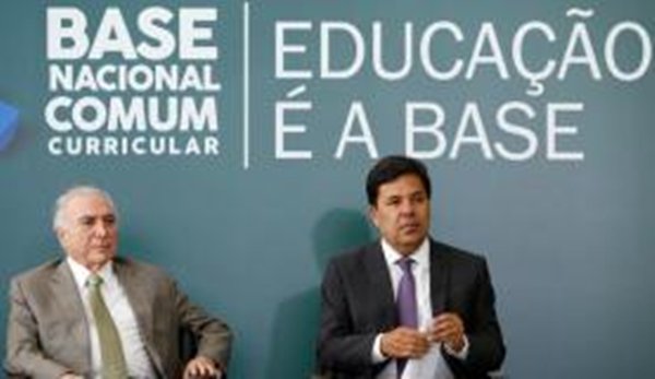 Base Comum Curricular é homologada; MEC garante recursos para implementação