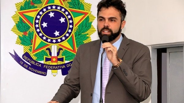 Teixeira de Freitas: Parecer da Procuradoria esclarece divulgações mentirosas envolvendo Vereador Jonathan Molar