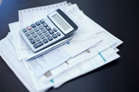 Projeto proíbe multa em fatura que vencer em fim de semana ou feriado