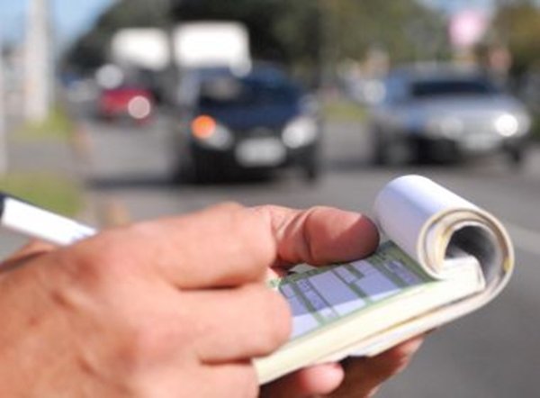 Novo chefe do Detran acumula 120 pontos na carteira de motorista