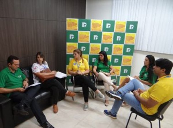 Homens dão banho em meninas em abrigos do Carnaval; Defensoria pede providências