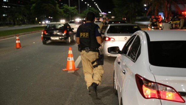 Polícia Rodoviária Federal inicia sexta-feira Operação Carnaval em todo o país