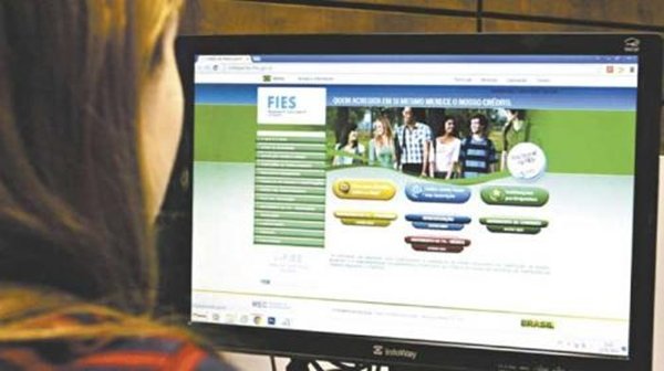 MEC prorroga prazo até hoje, (09), para complementação de inscrição no Fies