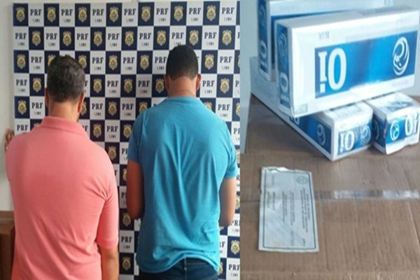 Teixeira de Freitas: PRF apreende 2,5 mil cigarros contrabandeados. Dupla é presa