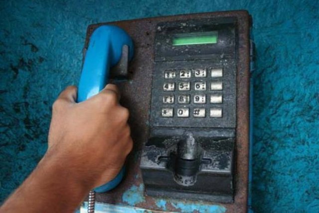 Anatel mantém chamadas gratuitas a partir de orelhões da Oi na Bahia