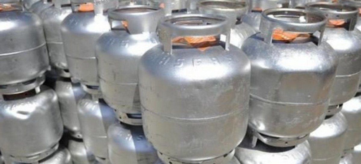 Estabelecimento com gás de cozinha a R$ 100 é autuado em Salvador; preço é cobrado em Teixeira