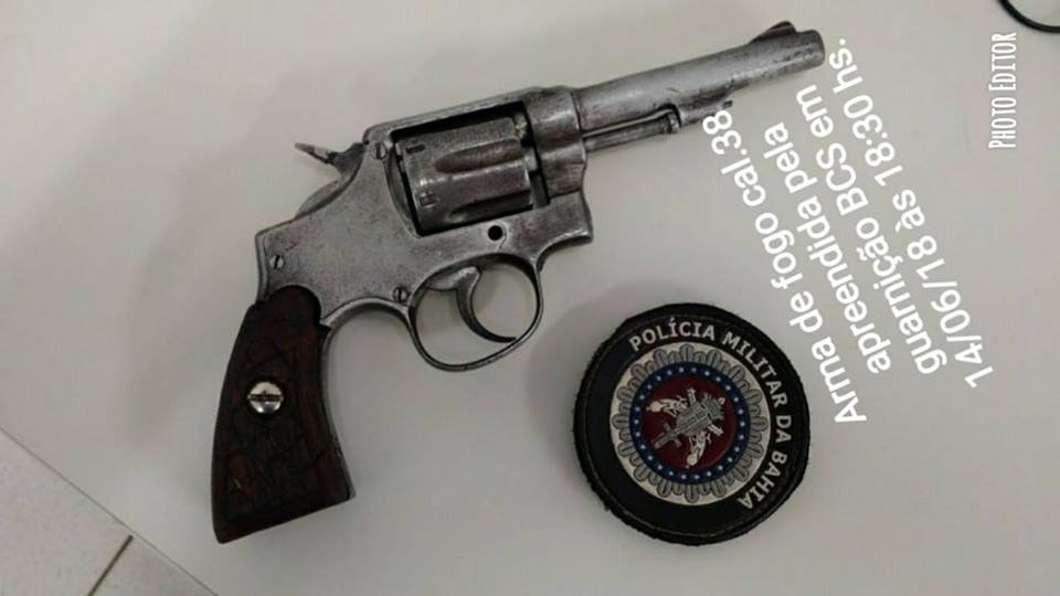 PM apreende garoto de 13 anos com arma em Porto Seguro
