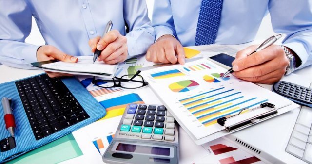 Inadimplência das empresas cresce 9,37% em maio, a maior alta em 20 meses