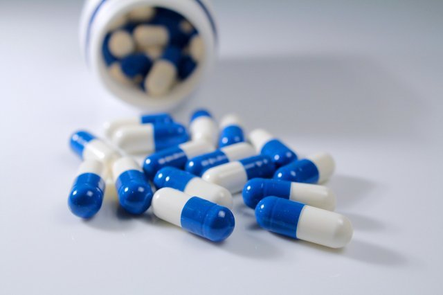 Anvisa suspende venda e uso de lote de remédio para esquizofrenia