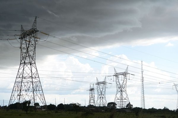 Consumo de energia teve queda de 0,4% em junho