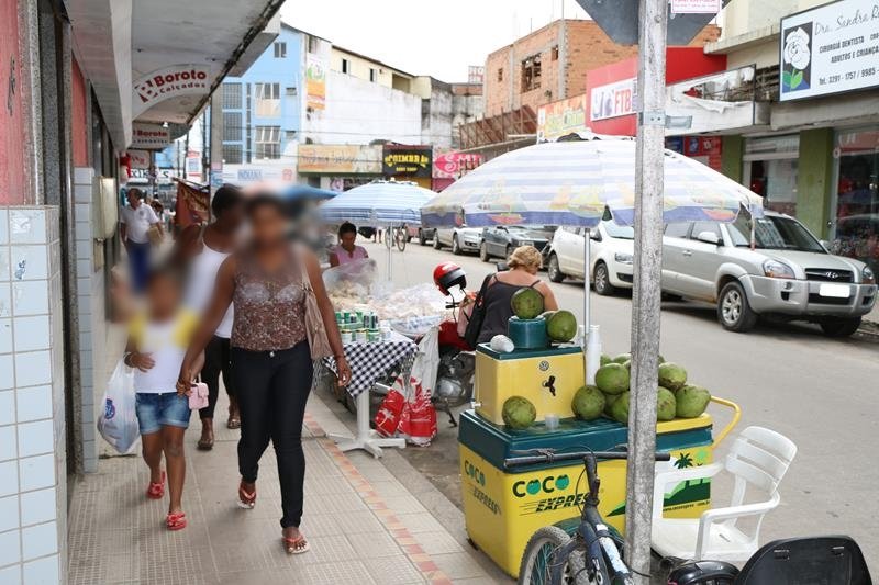 Teixeira de Freitas: Lei exige que ambulantes emitam nota fiscal