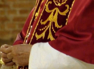 Cerca de 300 padres são acusados de abusos sexuais em mais de mil menores