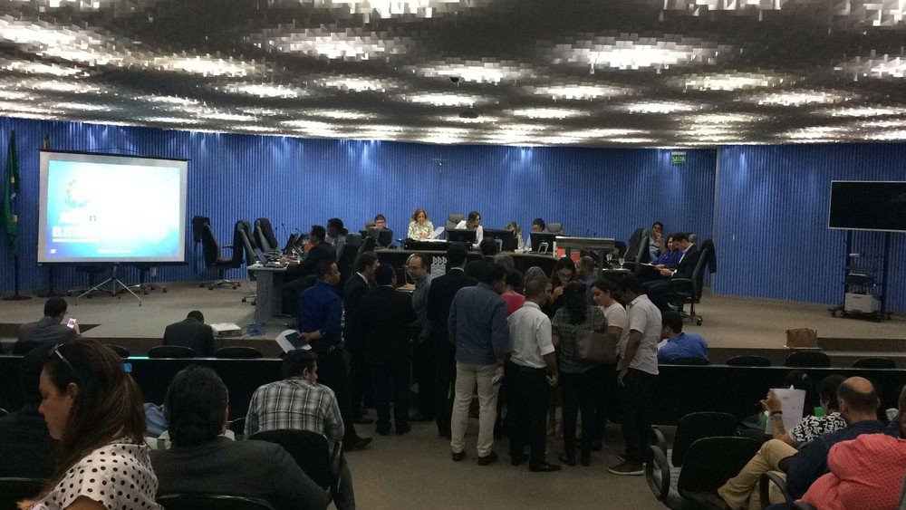 TRE define ordem da propaganda eleitoral na TV e rádio para candidatos ao governo da Bahia; confira