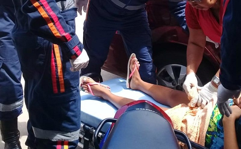 Itamaraju: Mulher dá a luz dentro de carro. Gestante estava indo fazer ultrassonografia