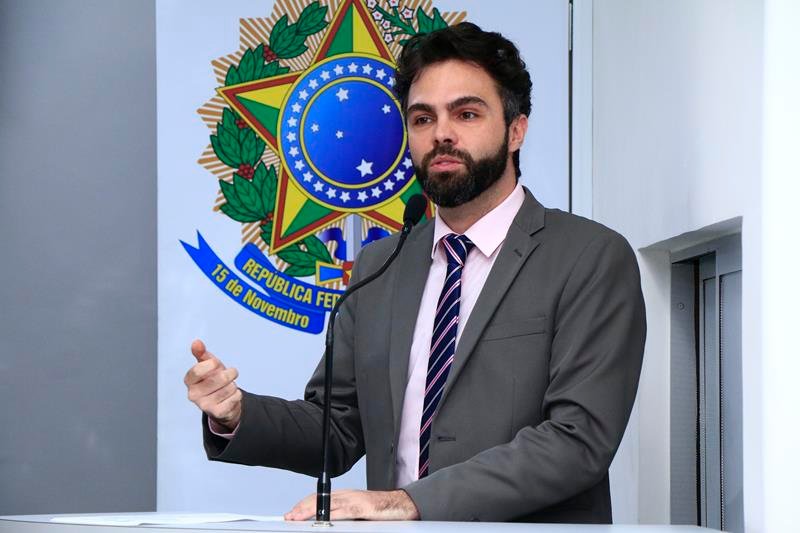 Teixeira de Freitas: Vídeo – Vereador Jonathan Molar denunciou para prefeitura problemas com o gás hospitalar em maio de 2017