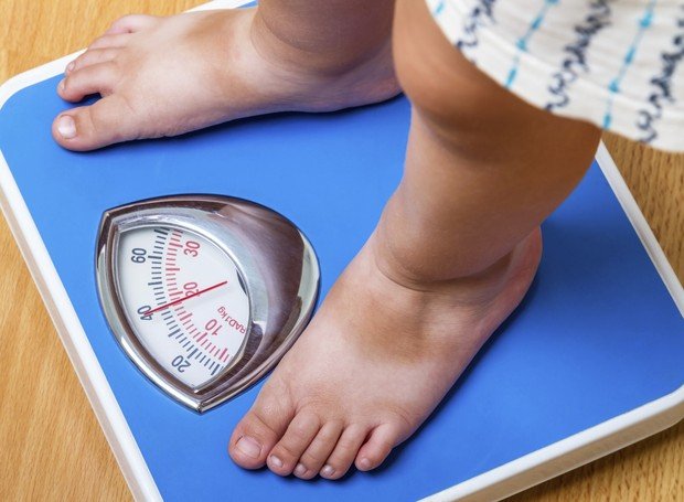 Uma em cada três crianças está obesa no Brasil, afirma presidente da SBCBM