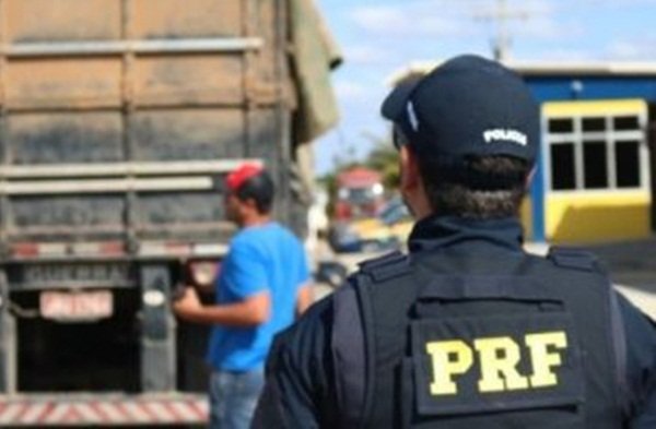 PRF-BA registra 6 mortes durante feriadão; 623 são autuados por infração