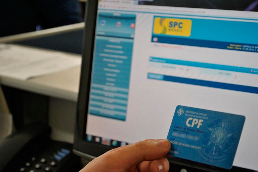 Mais de 62 milhões de brasileiros estão negativados, aponta SPC