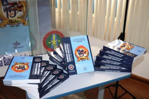 PM lança livro Memórias, Histórias e Práticas Educativas: Experiências e vivências do Proerd