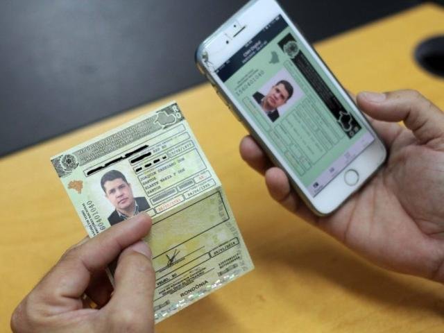 Detran orienta condutores sobre emissão gratuita da CNH digital