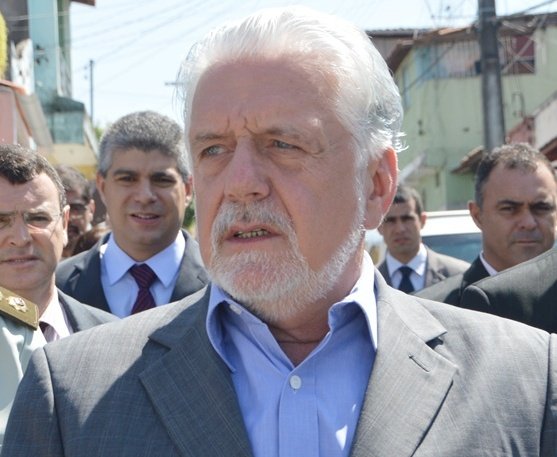 Deleção da OAS envolve Jaques Wagner e mais 04 políticos baianos