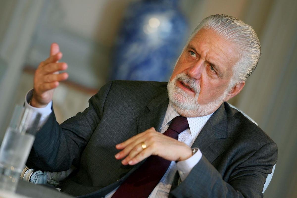 Jaques Wagner é intimado a prestar contas de convênio de 2007 ao Ministério do Turismo