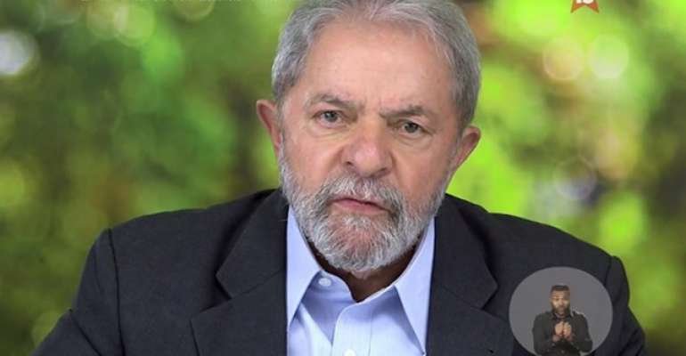 STJ reduz pena de Lula de 12 para 8 anos de prisão no caso do triplex
