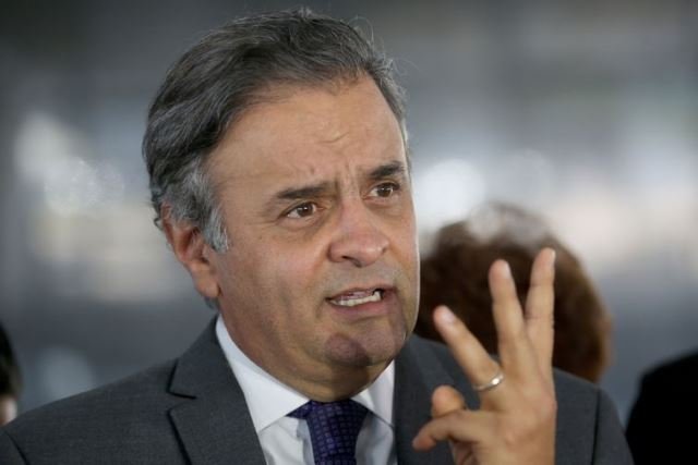 Justiça determina bloqueio de R$ 128 milhões de Aécio Neves