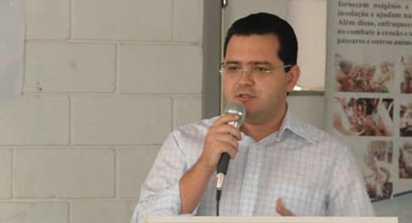 Mucuri: Ex-prefeito de punido pelo Tribunal de Contas dos Munípios