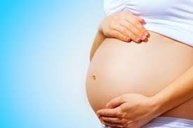 Quatro dicas para a gestante viajar de avião