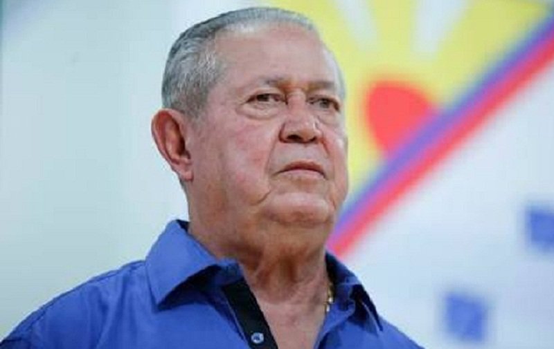 Teixeira de Freitas: Temóteo Brito homologa licitação de quase R$ 800 mil para manutenção de Nobreaks e Impressoras