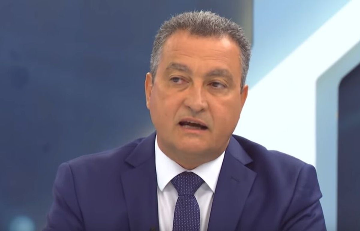 Bahia: Governador Rui Costa proíbe Polícia Militar de oferecer segurança ao Presidente Bolsonaro