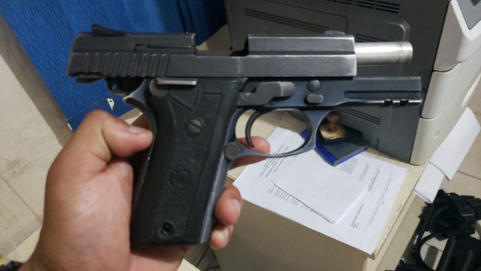 Decreto de armas: Exército veta fuzil para cidadão comum e libera pistolas 9 mm e .45