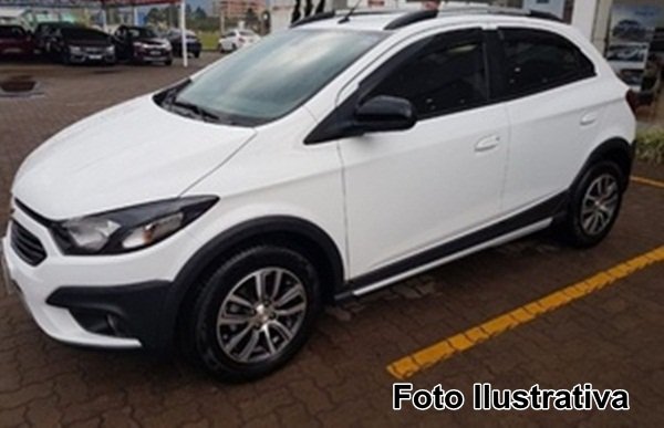 Teixeira de Freitas: Cipe-Mata Atlântica apreende veículo furtado em Salvador