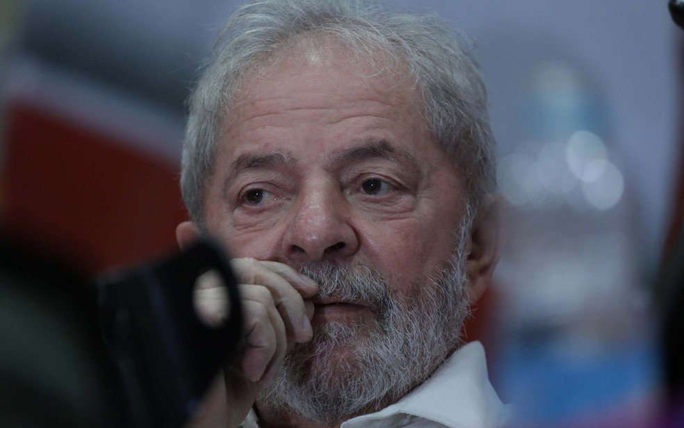 Lula pede à Justiça para não mudar para o regime semiaberto